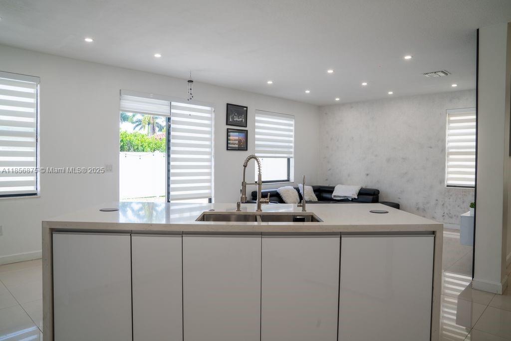 BELLAGIO - Residential Lease