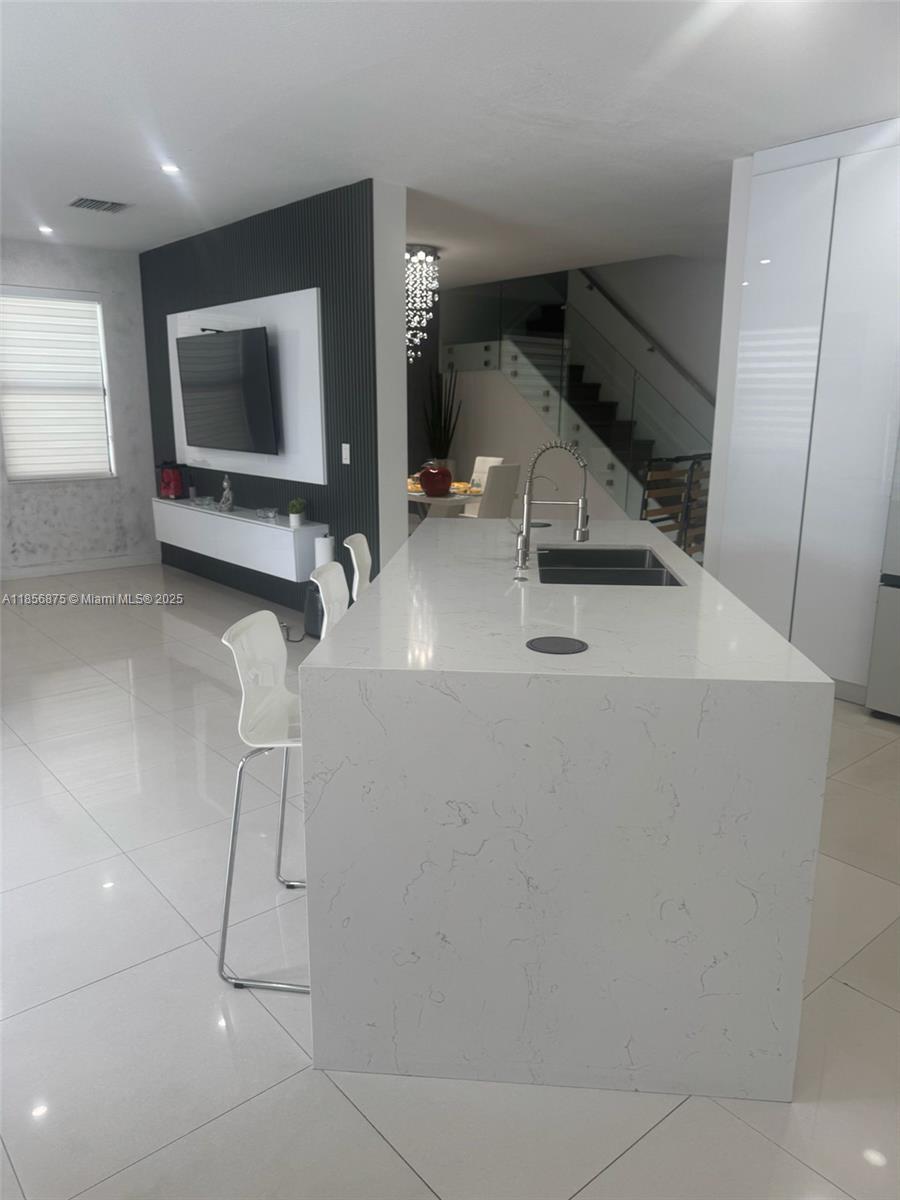 BELLAGIO - Residential Lease
