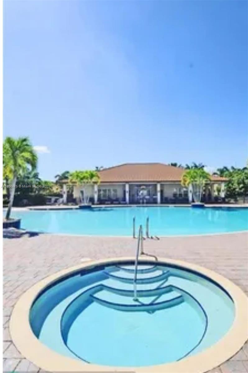 BELLAGIO - Residential Lease