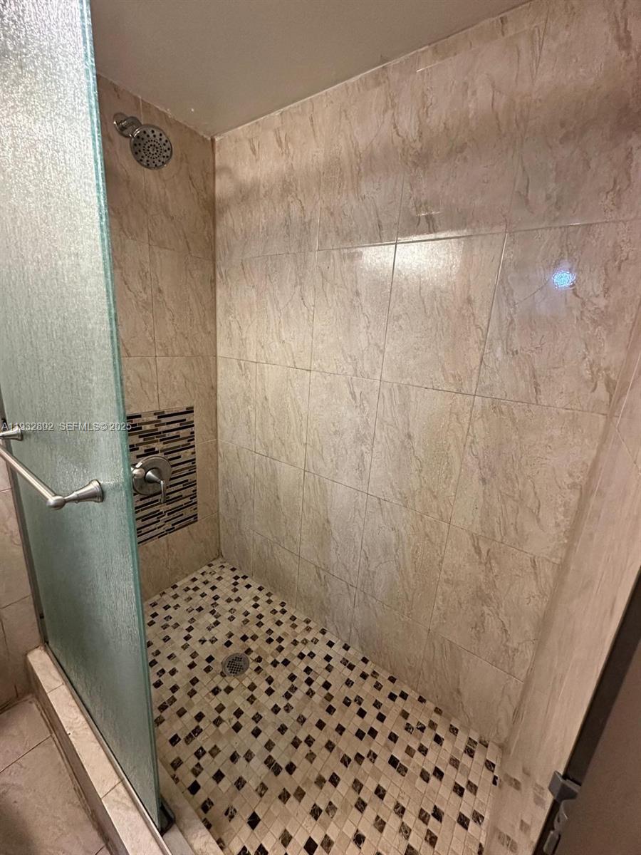 PORT SUB - Residential Lease