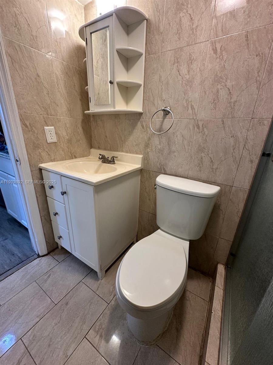 PORT SUB - Residential Lease