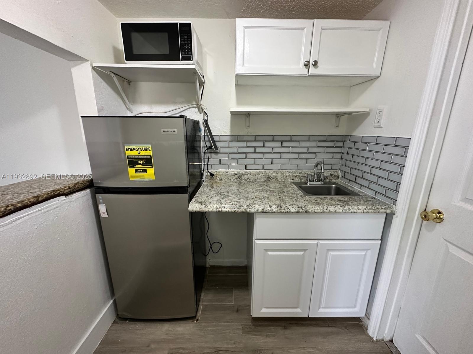 PORT SUB - Residential Lease