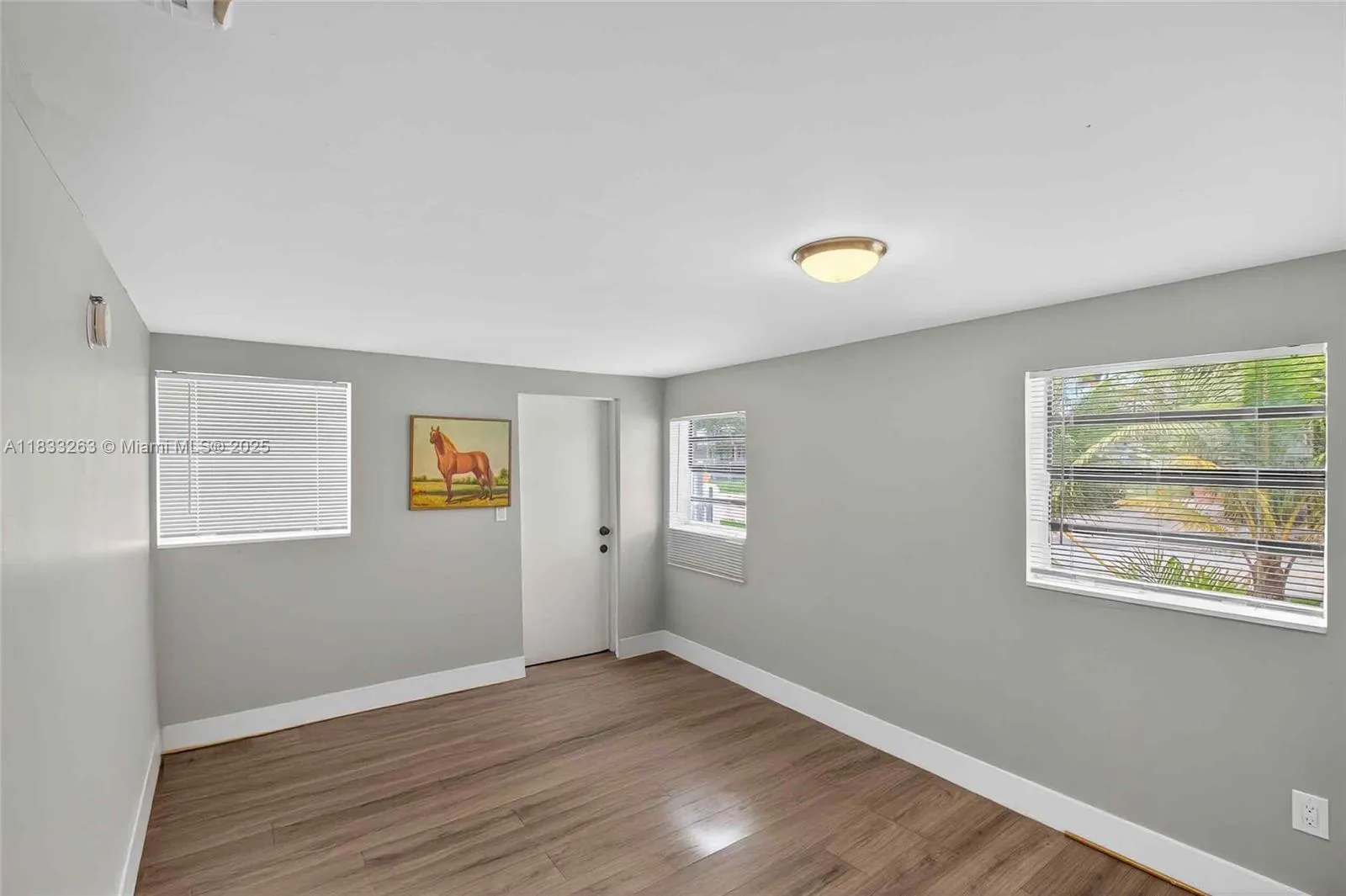 Miami, Florida 33150, United States, 4 Bedrooms Bedrooms, ,2 BathroomsBathrooms,Residential,Active,164644