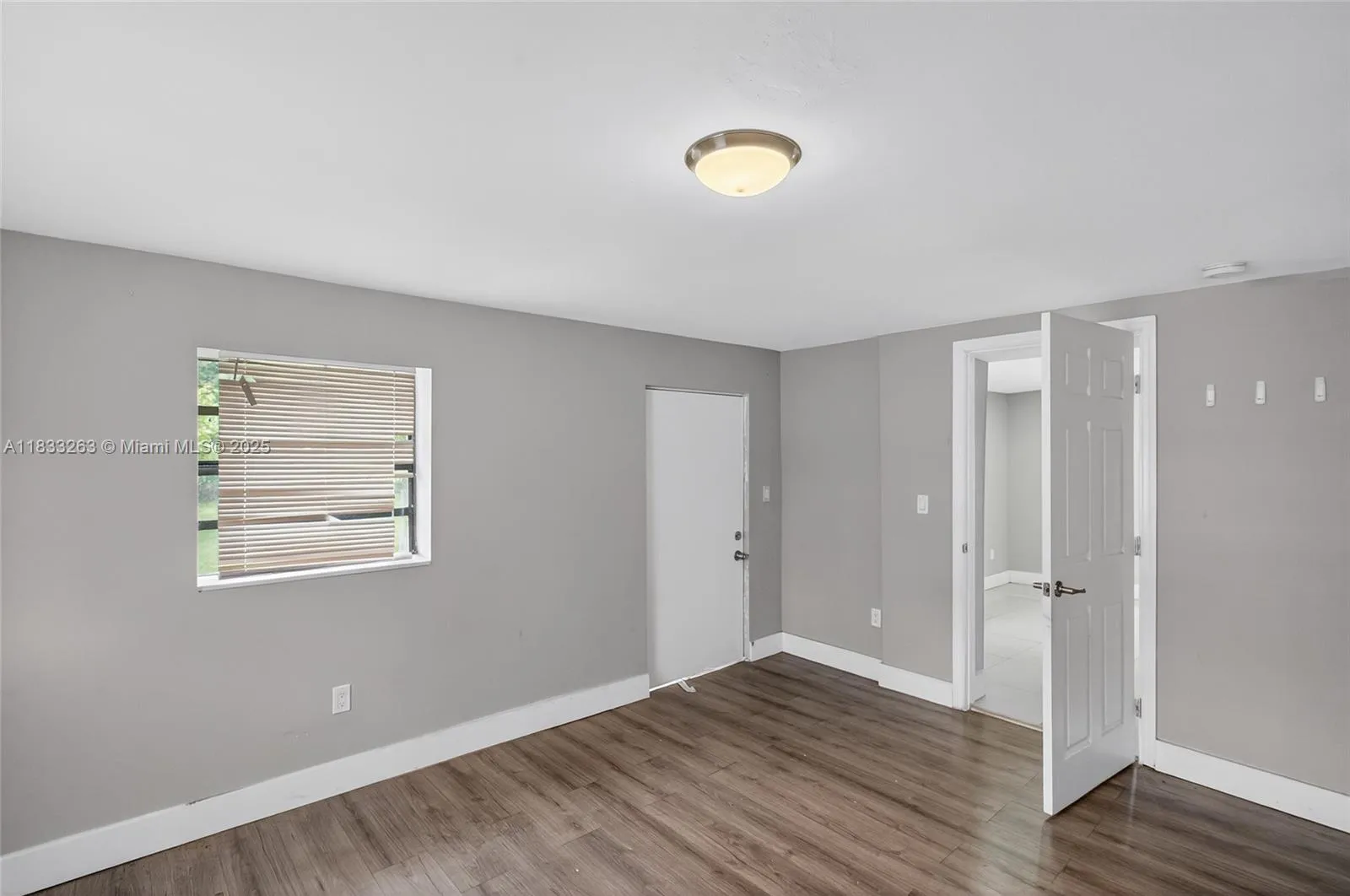 Miami, Florida 33150, United States, 4 Bedrooms Bedrooms, ,2 BathroomsBathrooms,Residential,Active,164644