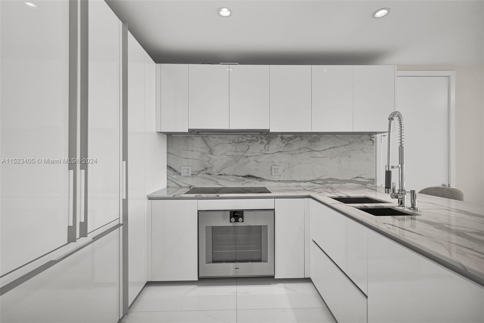 OCEANA BAL HARBOUR CONDO - Residential