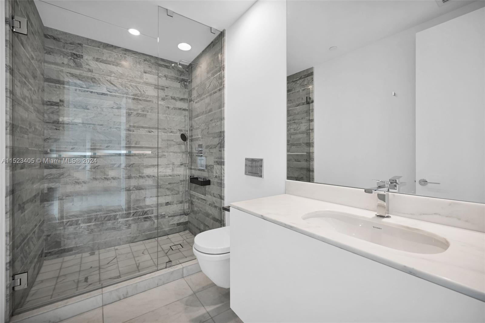 OCEANA BAL HARBOUR CONDO - Residential