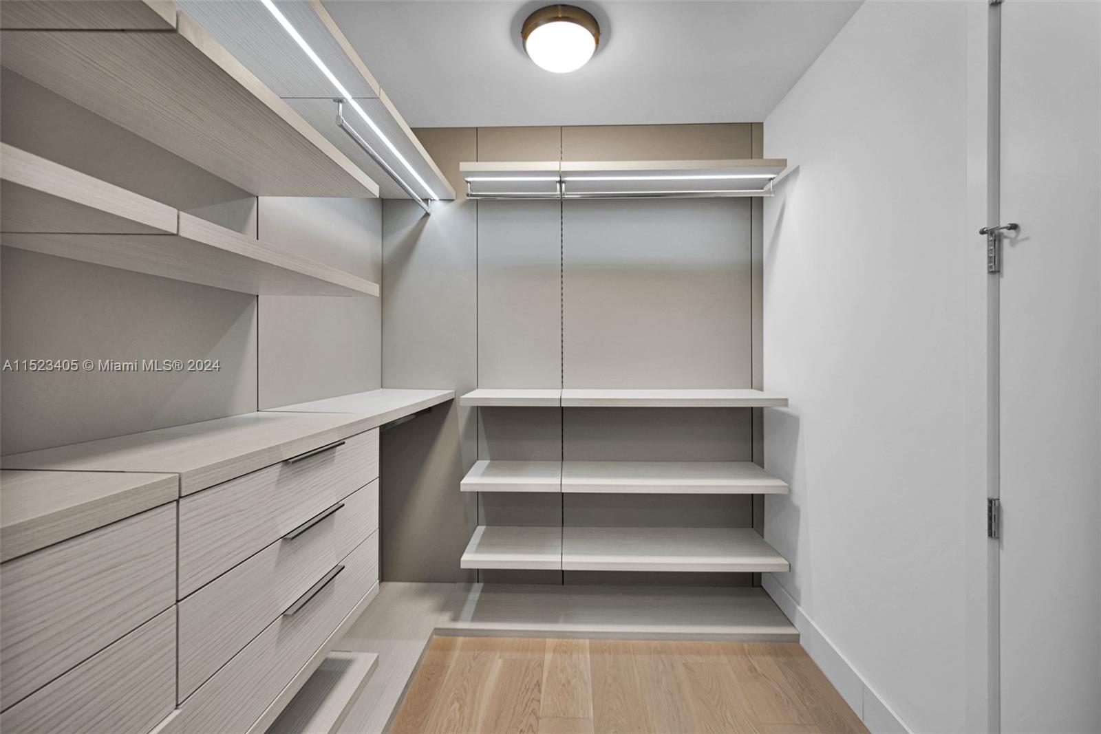 OCEANA BAL HARBOUR CONDO - Residential