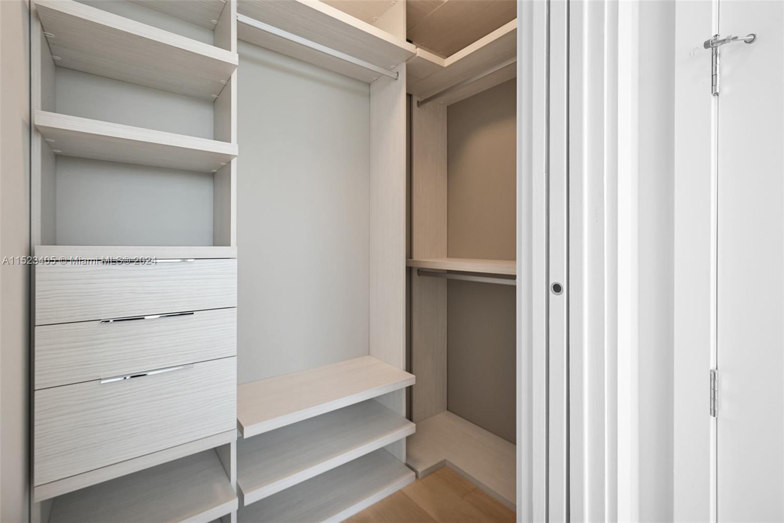 OCEANA BAL HARBOUR CONDO - Residential