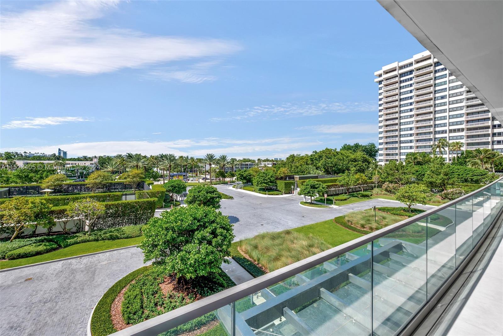 OCEANA BAL HARBOUR CONDO - Residential