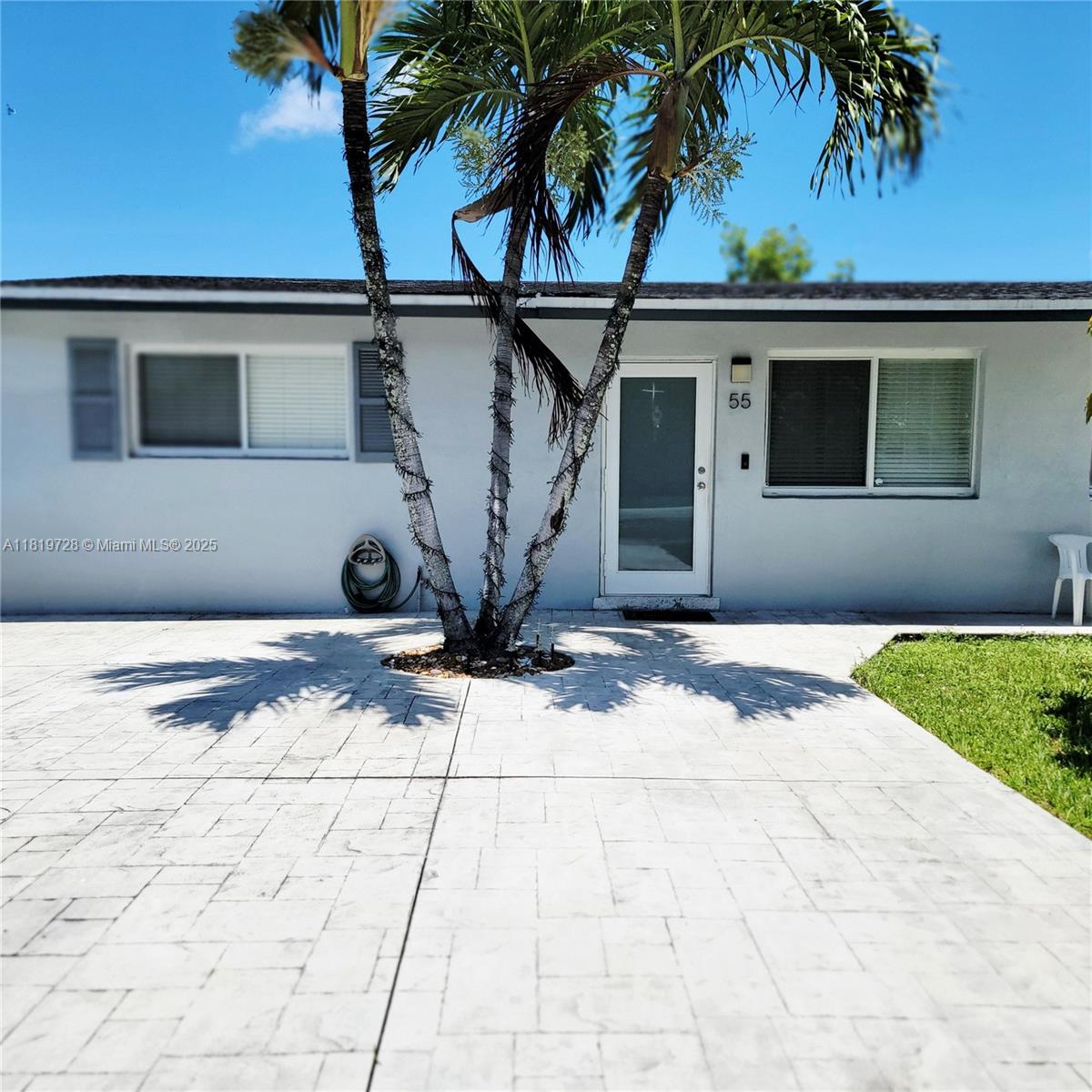 Rental Property at 55 Sw 77th Ave 55, Miami, Broward County, Florida - Bedrooms: 2 
Bathrooms: 1  - $2,500 MO.