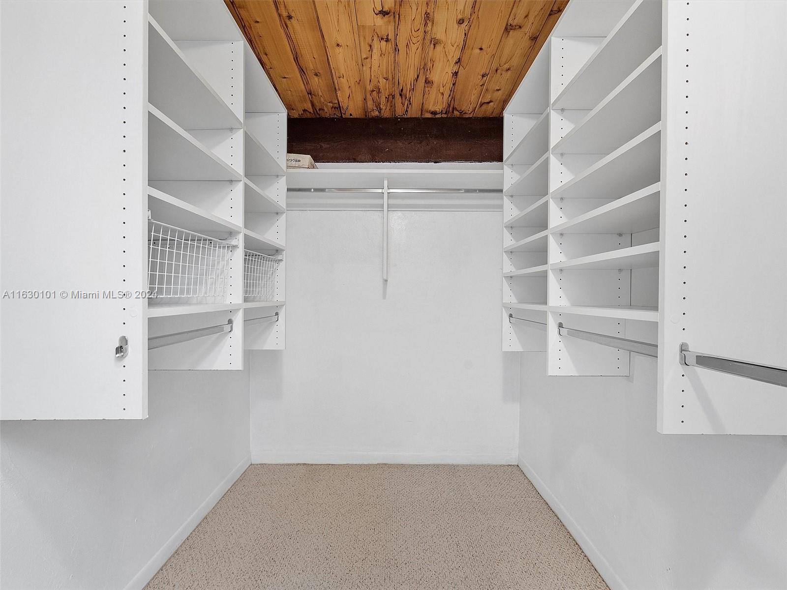 MAJESTIC VIEW CONDO - Residential