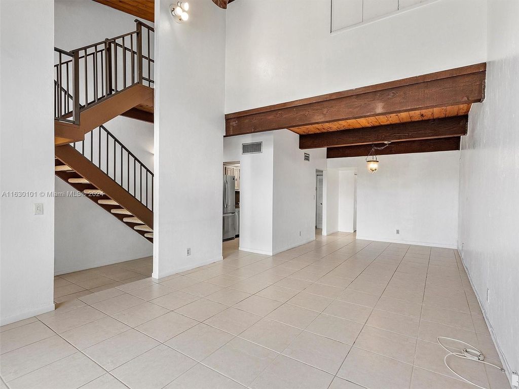 Photo of 720 E Coco Plum Cir #6, Plantation, FL 33324 (MLS # A11630101)