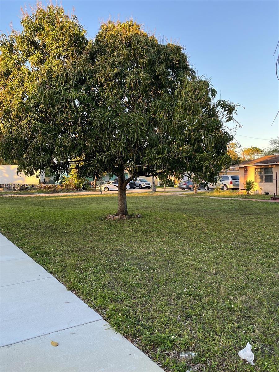 WASHINGTON PARK THIRD ADD - Land