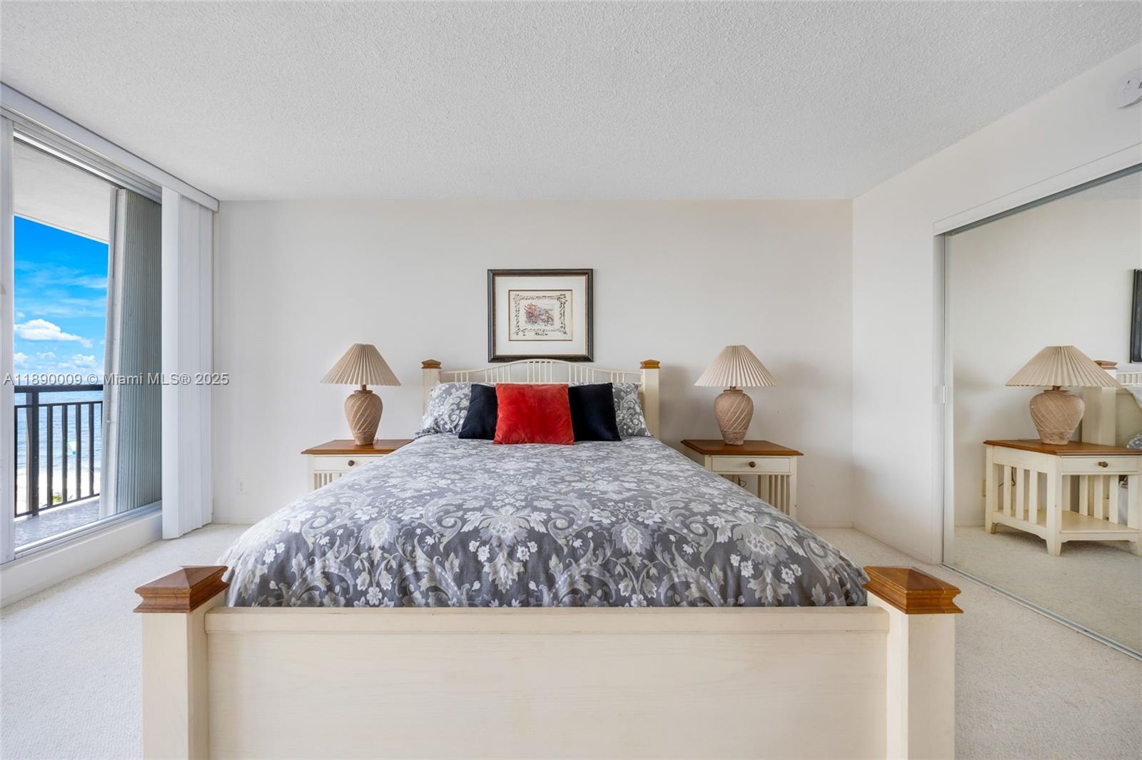 PLAZA SOUTH CONDO - Residential Lease