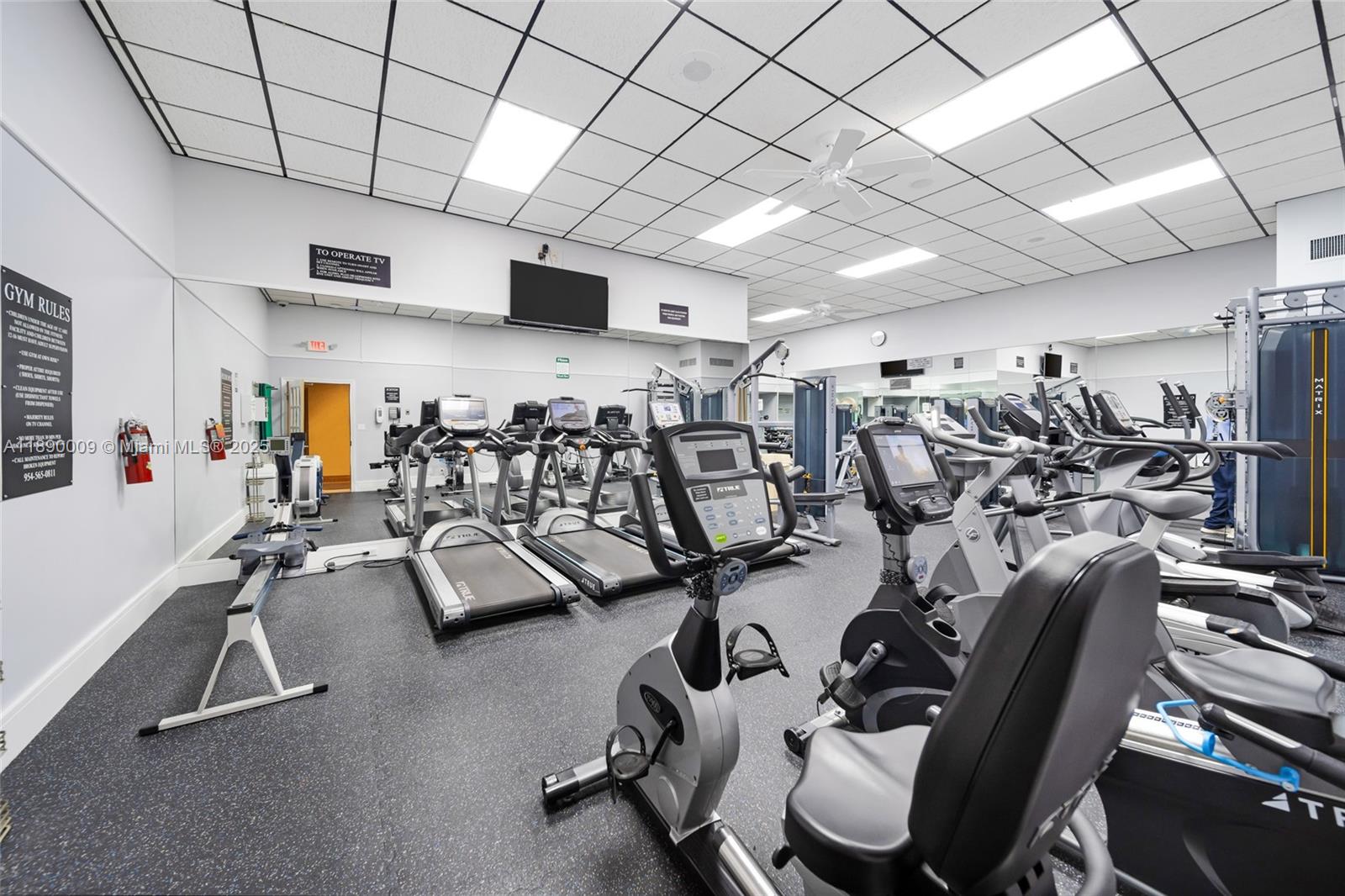 PLAZA SOUTH CONDO - Residential Lease