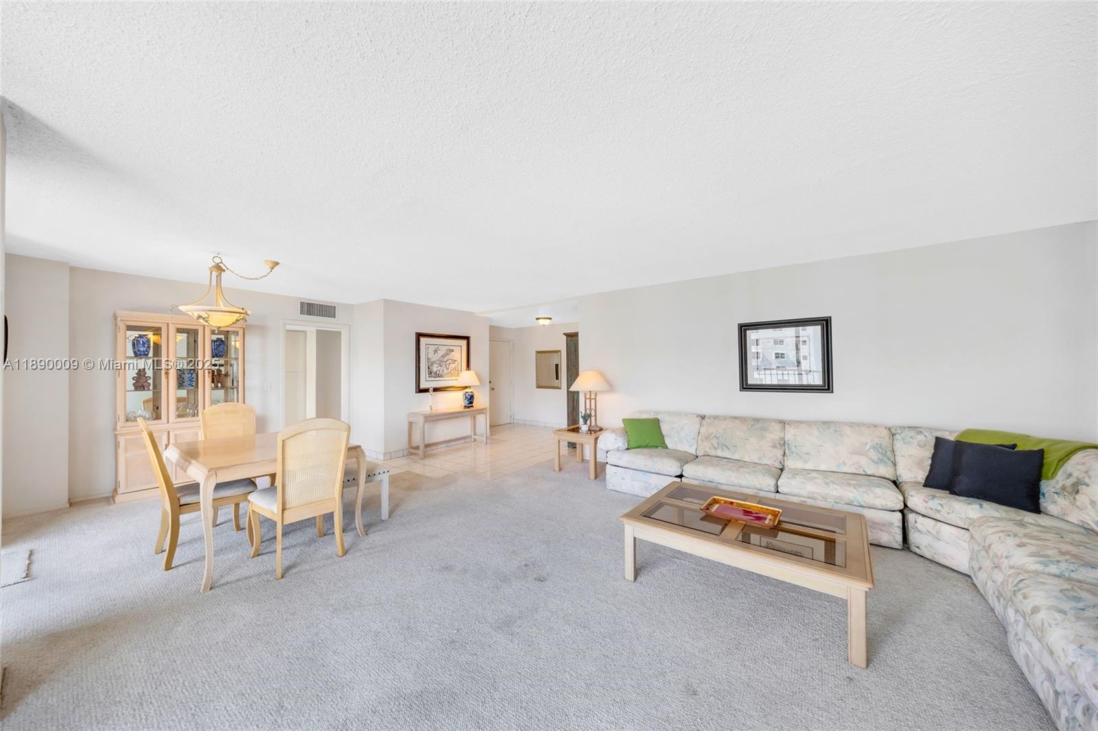 PLAZA SOUTH CONDO - Residential Lease