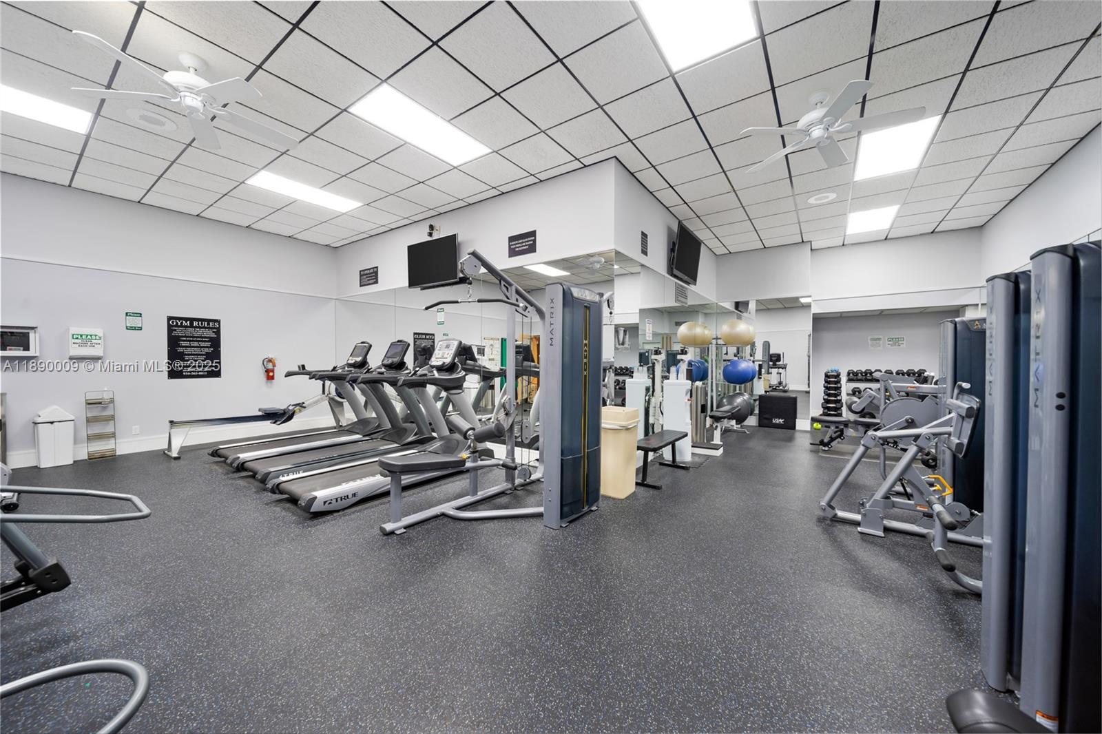 PLAZA SOUTH CONDO - Residential Lease