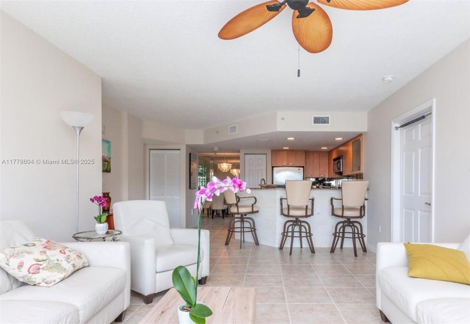 HALLANDALE BEACH PRIVATE - Residential