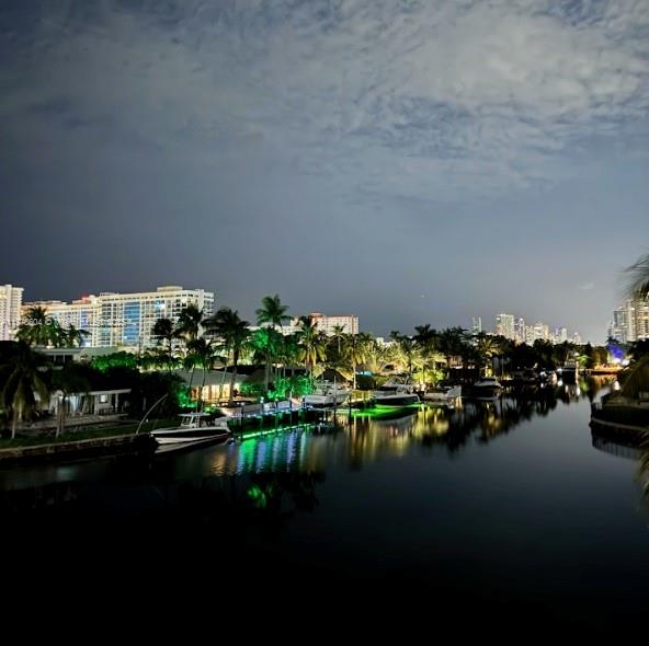 HALLANDALE BEACH PRIVATE - Residential