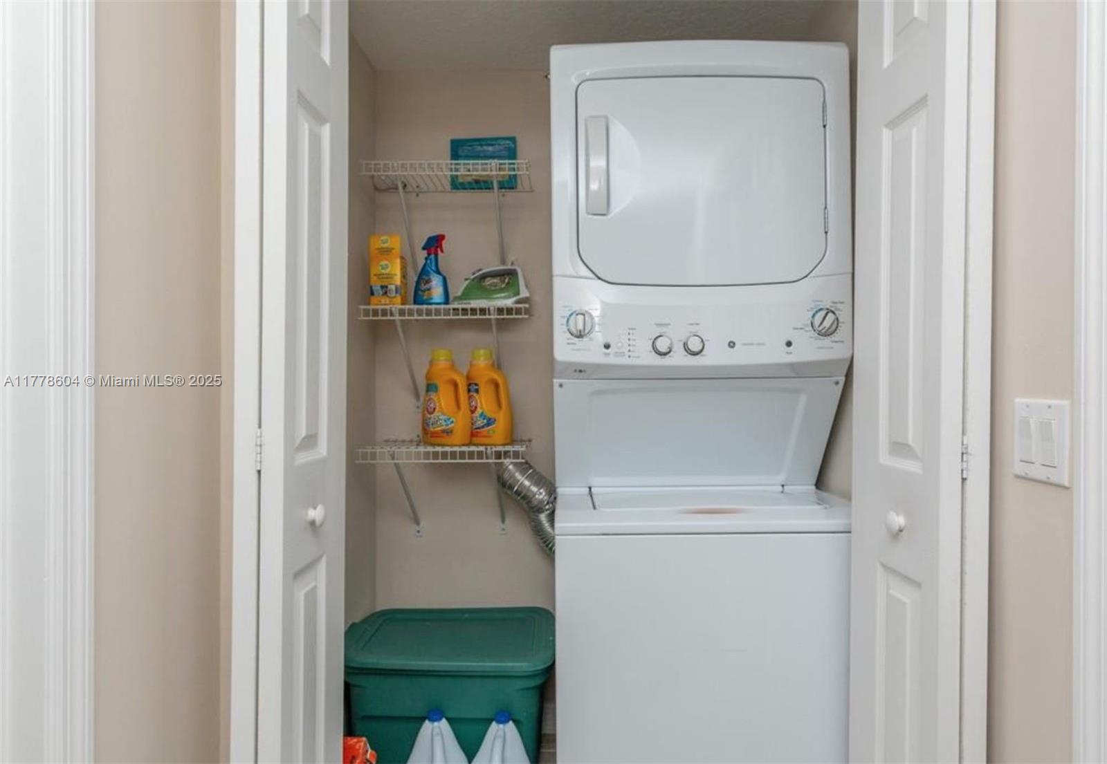 HALLANDALE BEACH PRIVATE - Residential