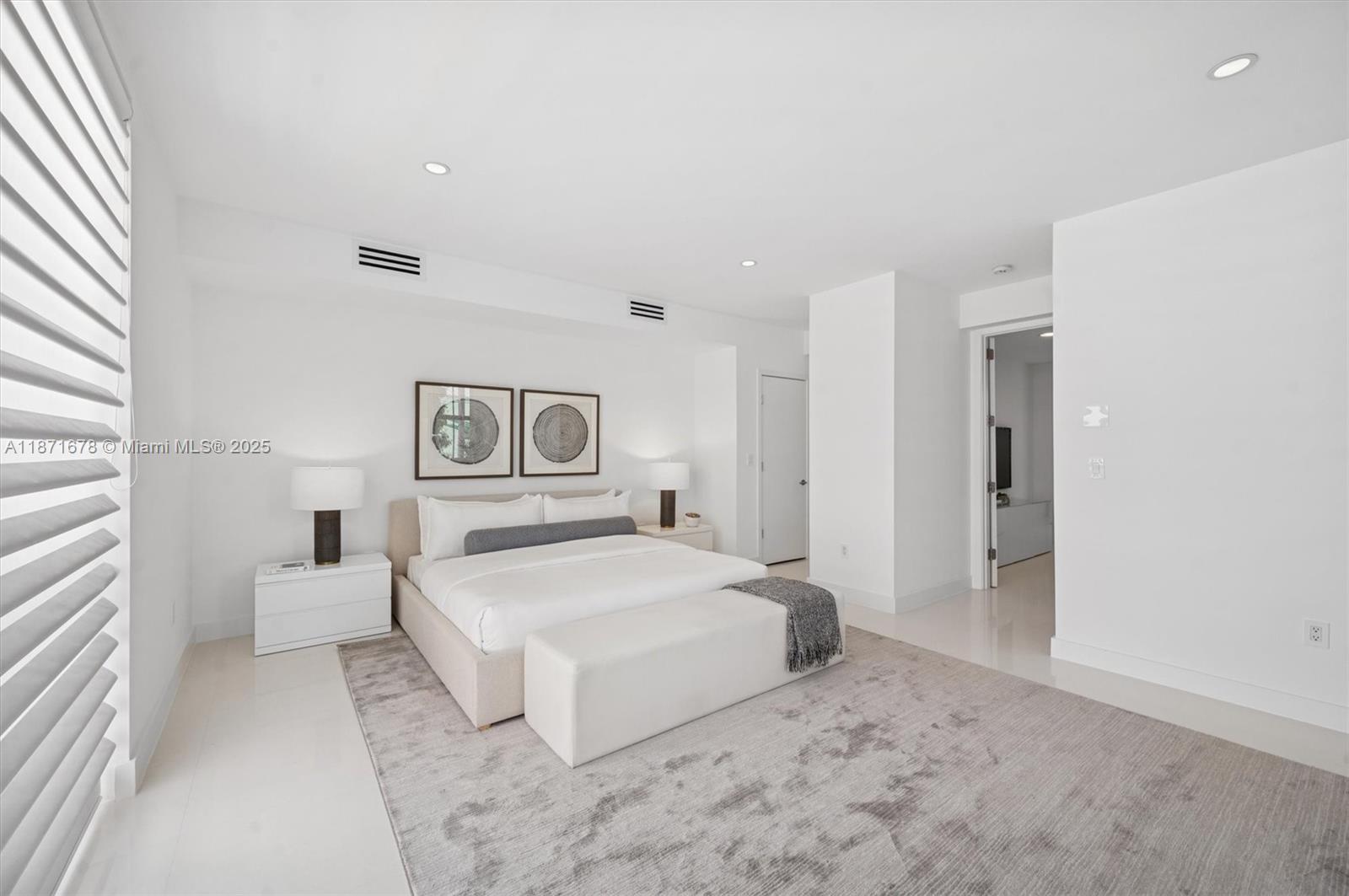 AQUA AT ALLISON ISLAND - Residential