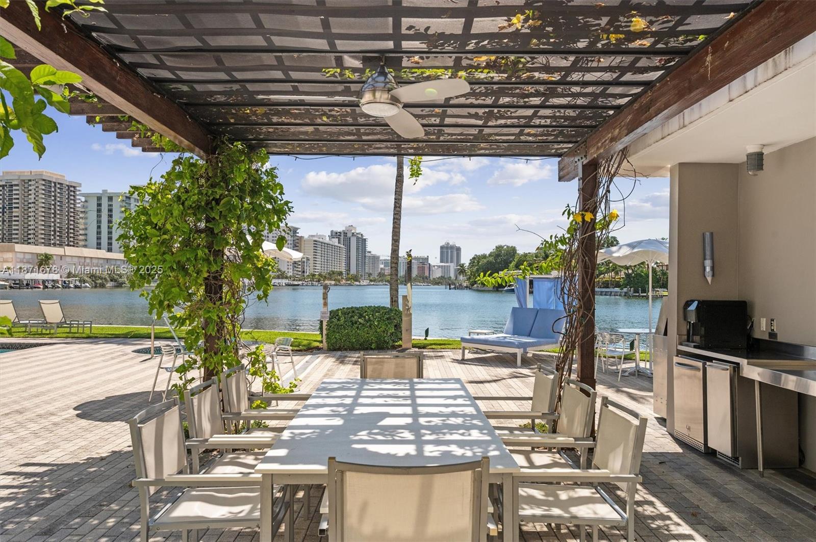 AQUA AT ALLISON ISLAND - Residential