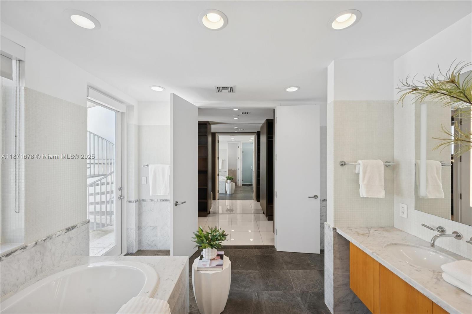 AQUA AT ALLISON ISLAND - Residential