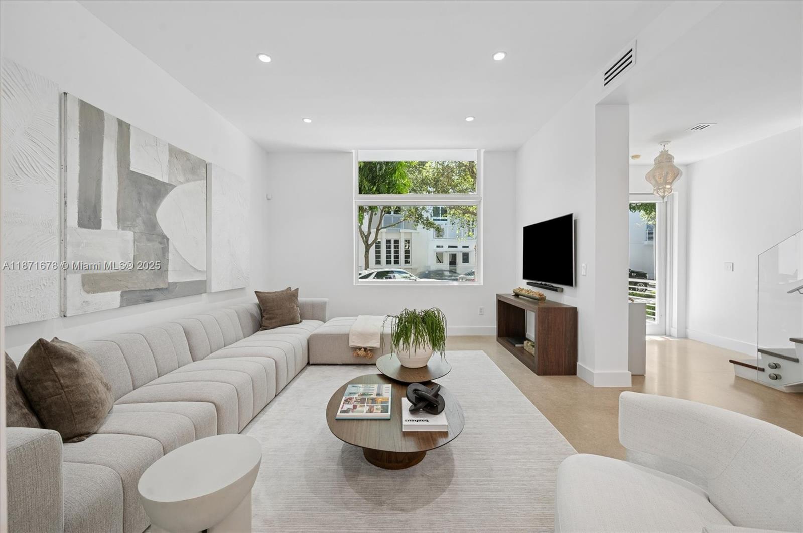 AQUA AT ALLISON ISLAND - Residential