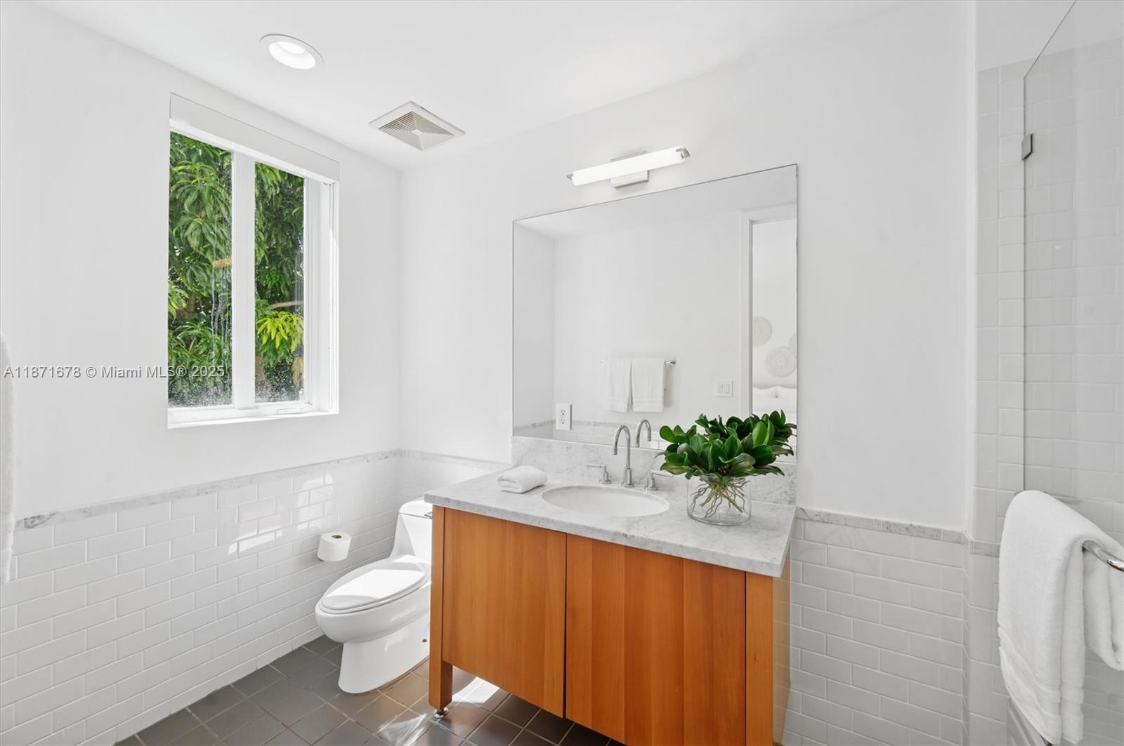 AQUA AT ALLISON ISLAND - Residential