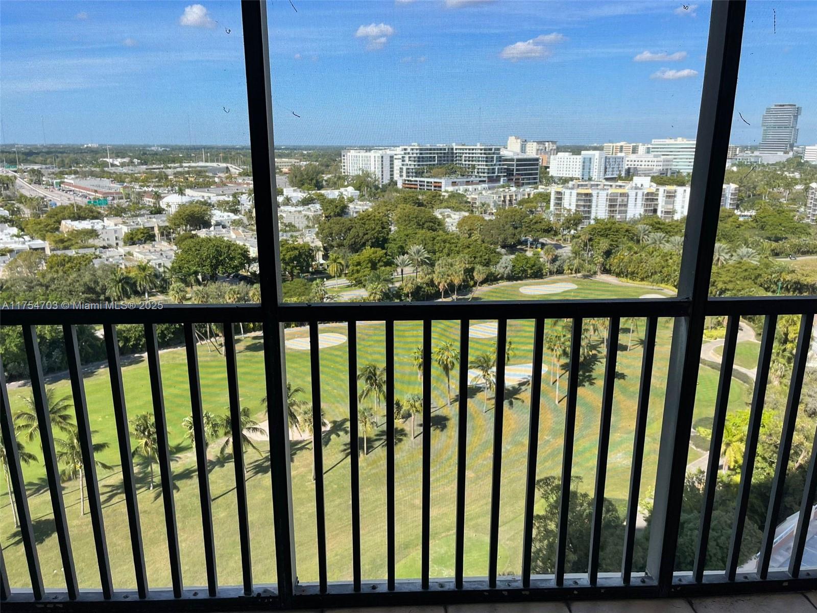 Property for Sale at 20335 W Country Club Dr 1701, Aventura, Miami-Dade County, Florida - Bedrooms: 1 
Bathrooms: 2  - $294,000