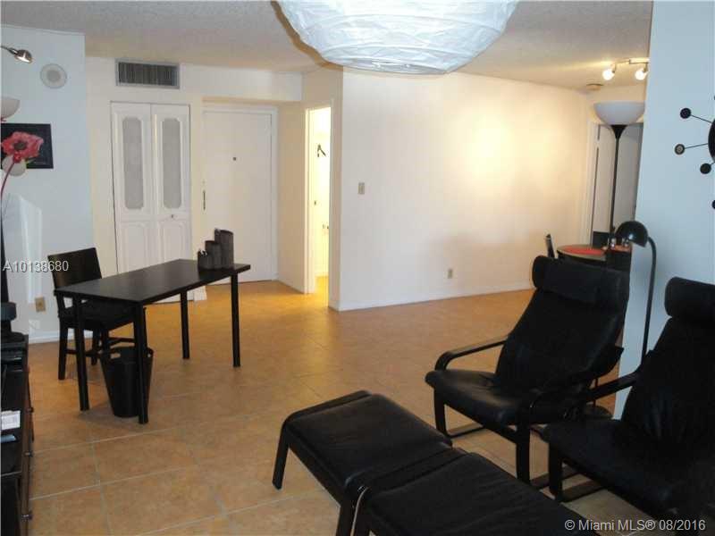 Plaza Of The Americas - Residential Lease