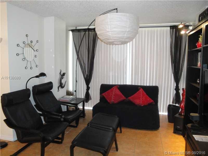 Plaza Of The Americas - Residential Lease