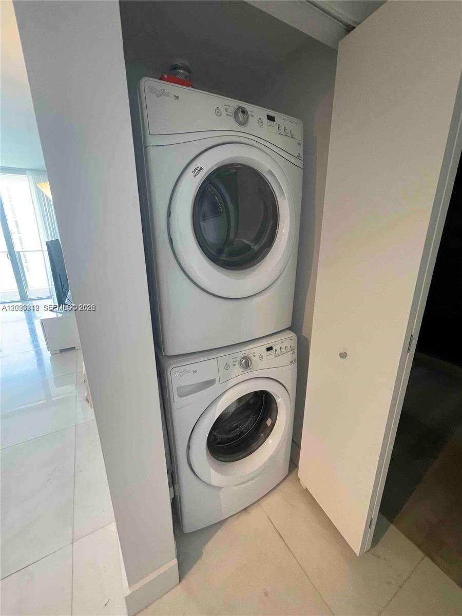BRICKELLHOUSE CONDO - Residential