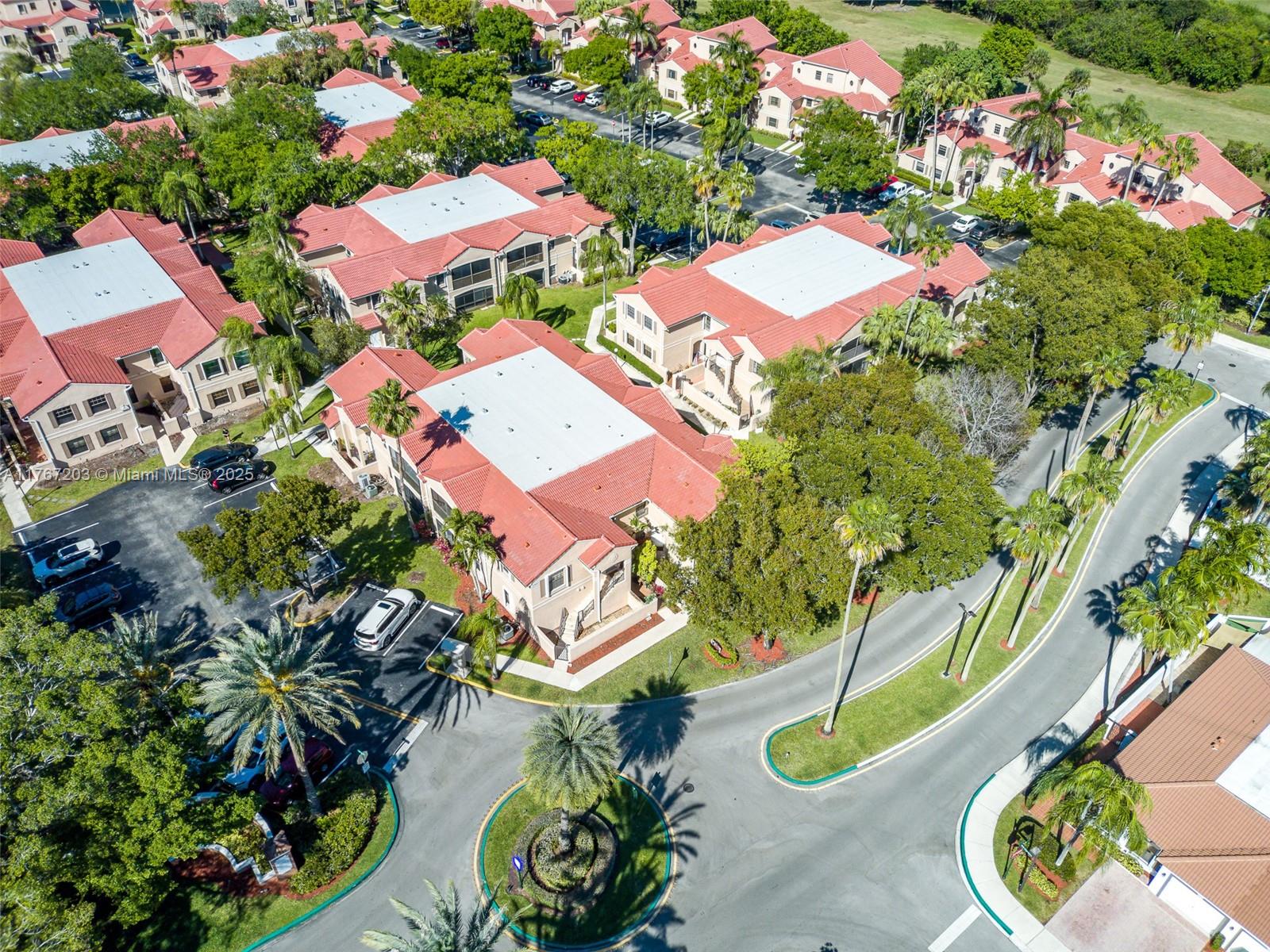 LAS VERDES CONDO - Residential