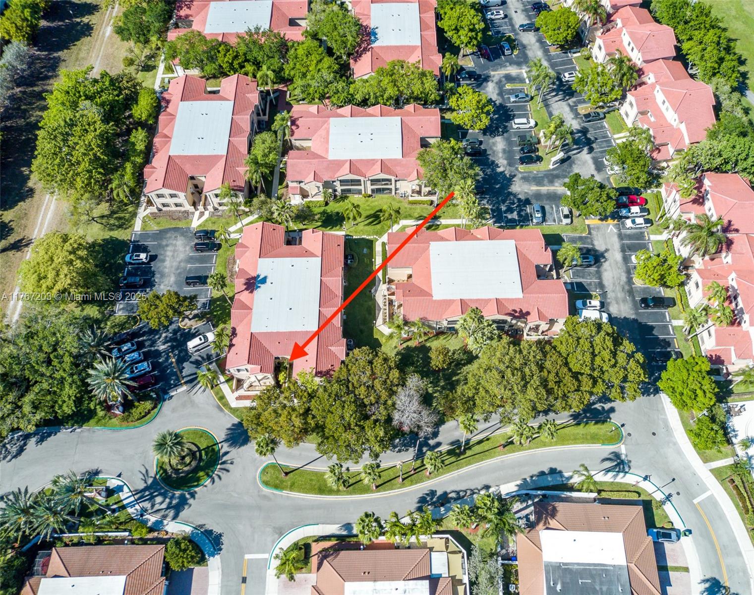 LAS VERDES CONDO - Residential