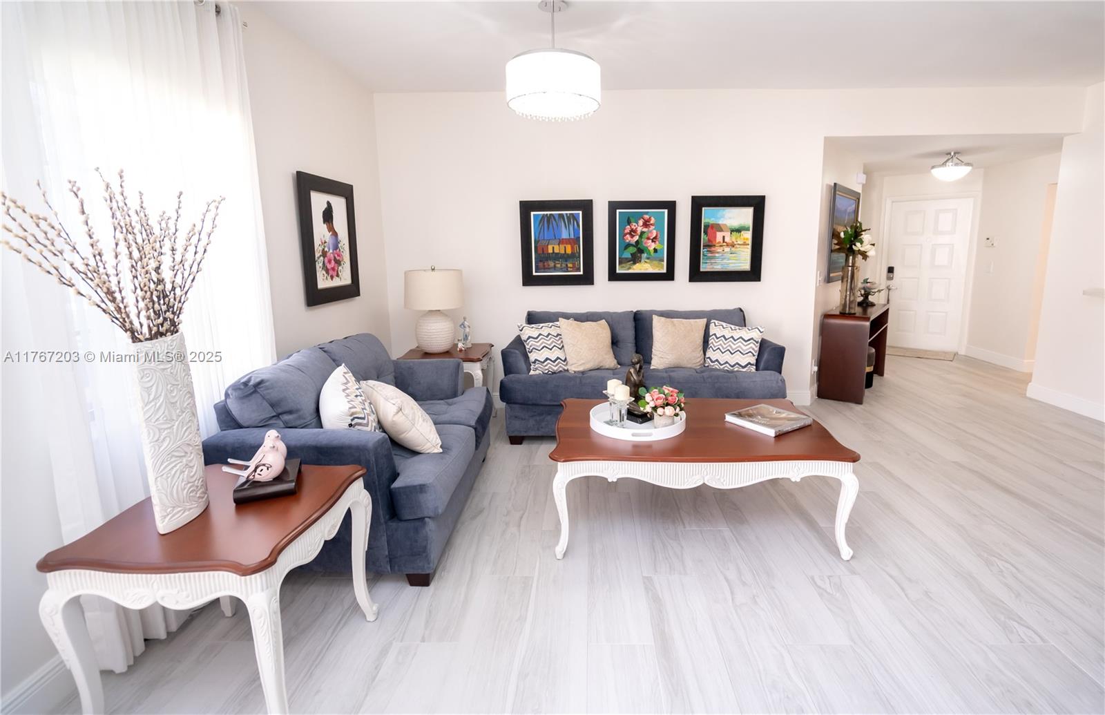 LAS VERDES CONDO - Residential