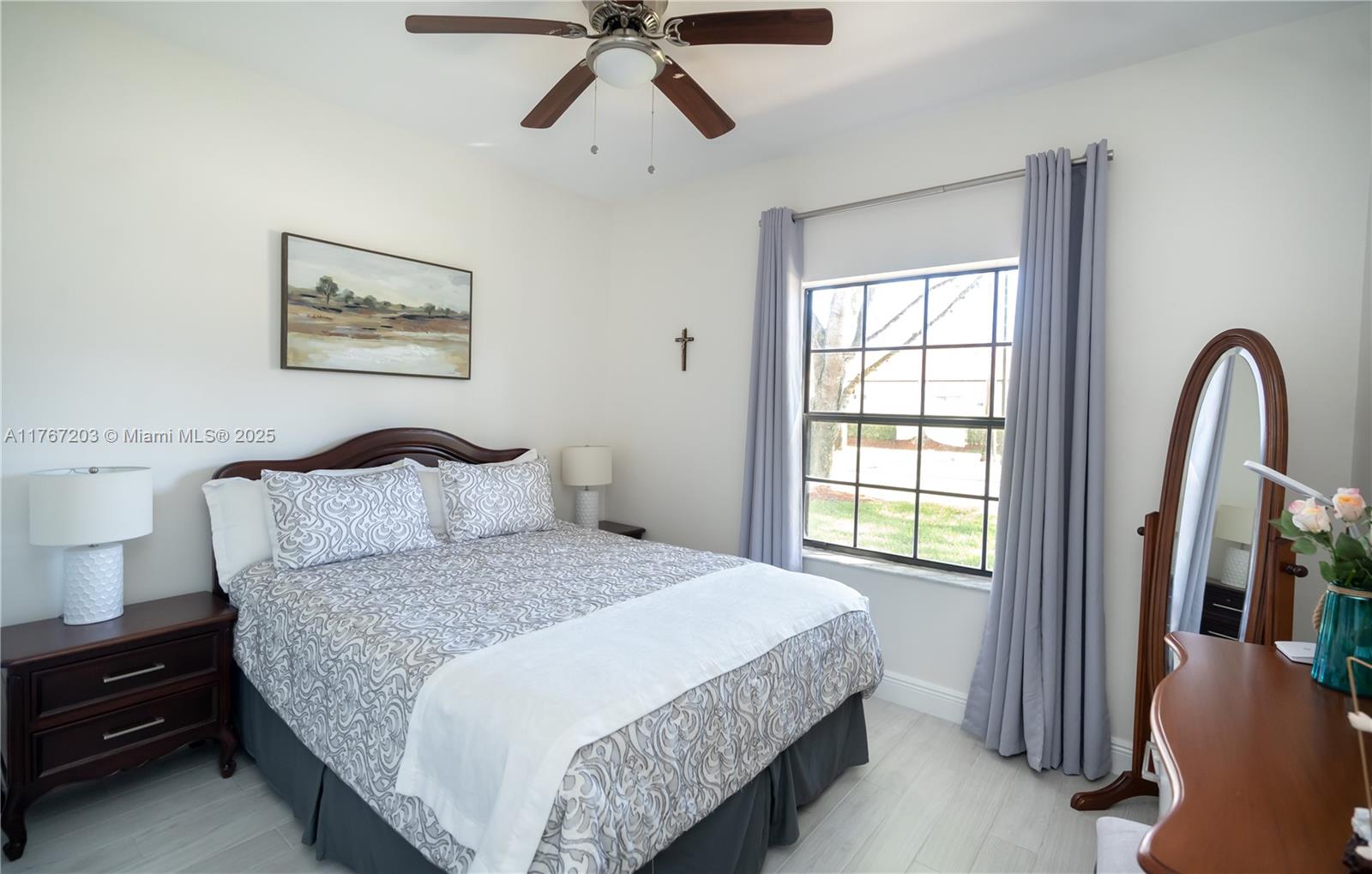 LAS VERDES CONDO - Residential