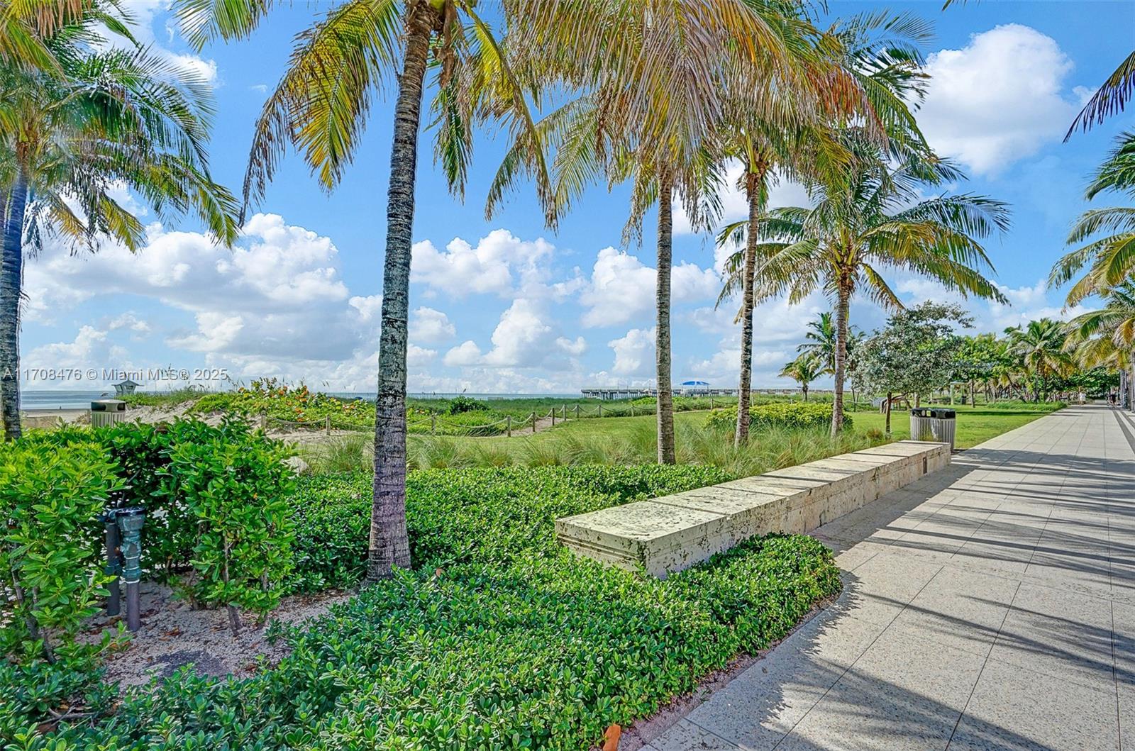 GARDEN-AIRE VILLAGE SOUTH - Residential