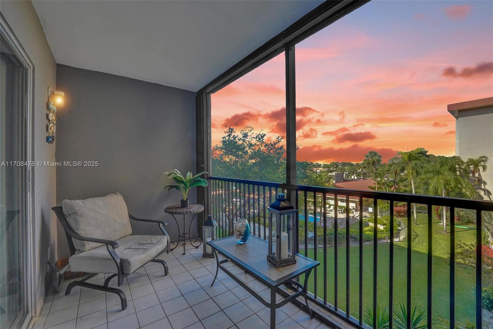 Property for Sale at 2350 Ne 14th St Causeway 412, Pompano Beach, Broward County, Florida - Bedrooms: 2 
Bathrooms: 2  - $279,900
