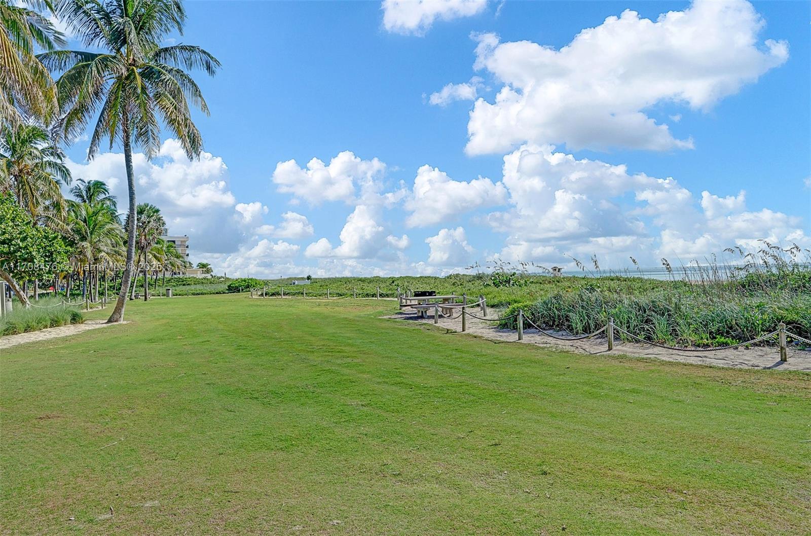 GARDEN-AIRE VILLAGE SOUTH - Residential