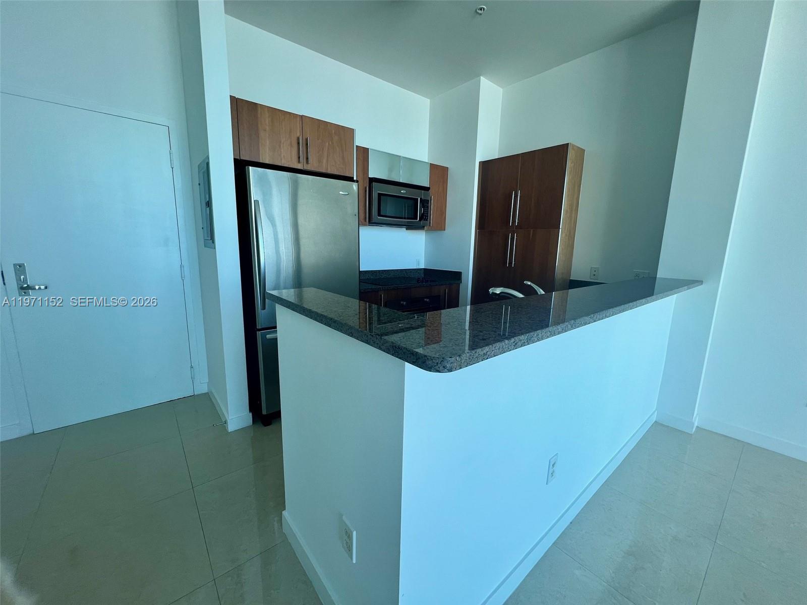 300 S Biscayne Blvd PH-3907
