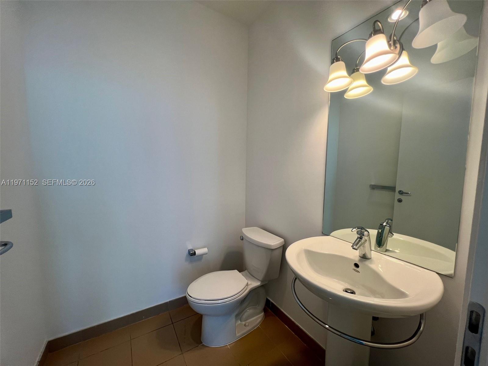 MET 1 CONDO - Residential