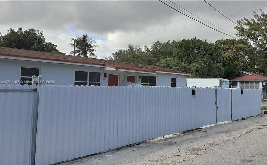 A great investment opportunity awaits with this income-producing duplex located in the heart of Miami. A great investment opportunity awaits with this income-producing duplex located in the heart of Miami. Remodeled duplex, both units have 2 bedrooms and 1 bath each, parking on two sides of the property. Located on a corner lot, minutes away from the Wynwood District with a variety of restaurants, art galleries and shops. Conveniently located with easy connectivity to major expressways, Downtown and South Beach. Both units are rented month-to-month and on separate electric and water meters.