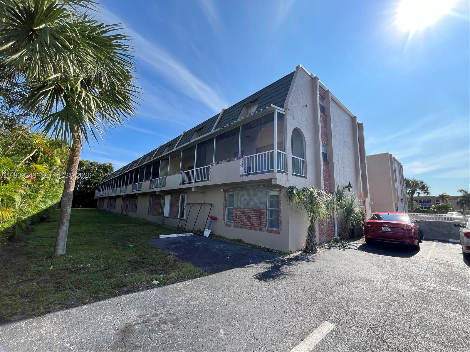 PORTO FINO GARDENS CONDO - Residential