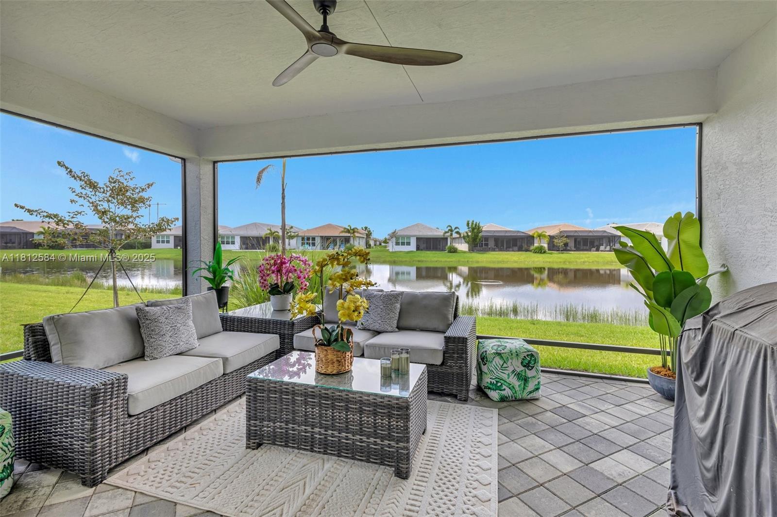 Valencia Grove - Residential