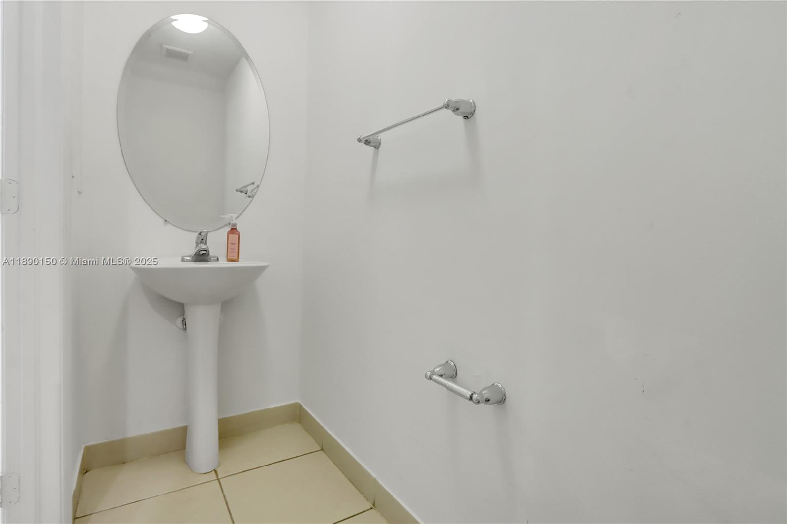 VILLAGE WALK - Residential Lease