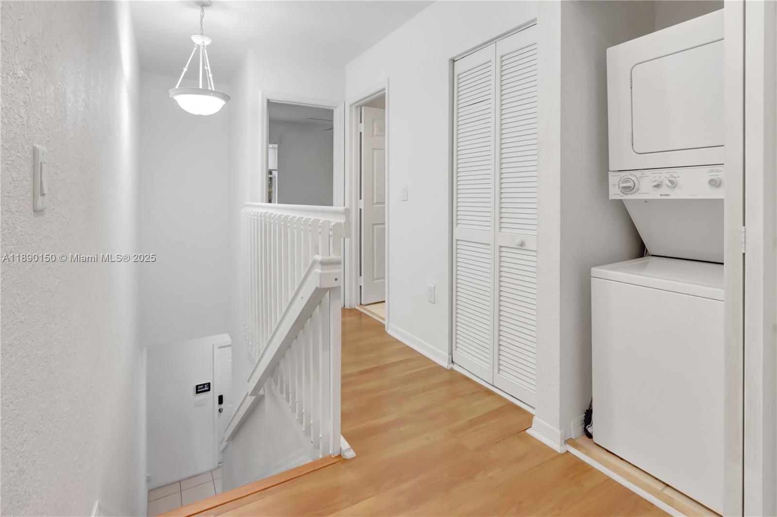 VILLAGE WALK - Residential Lease