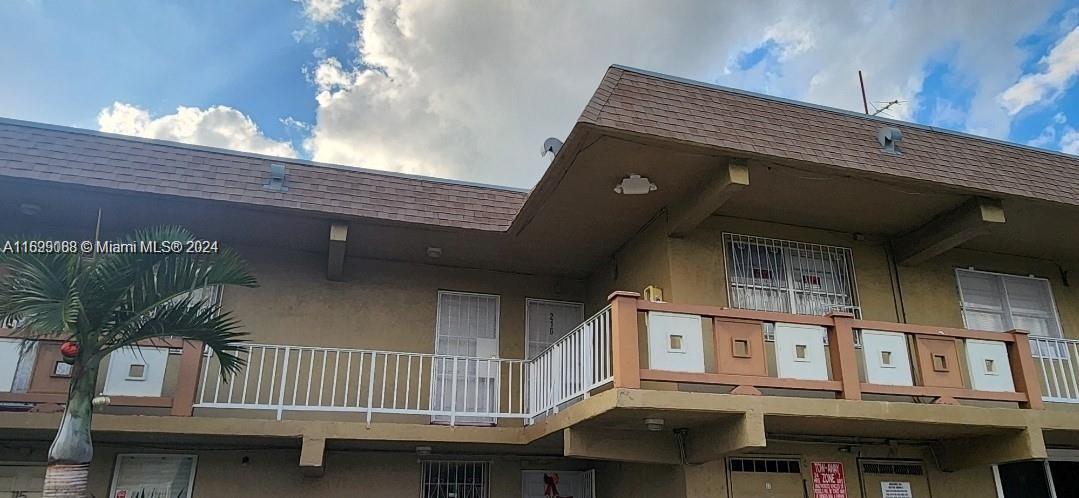 301 Nw 177th St 216, Miami Gardens, Broward County, Florida - 2 Bedrooms  
1 Bathrooms - 