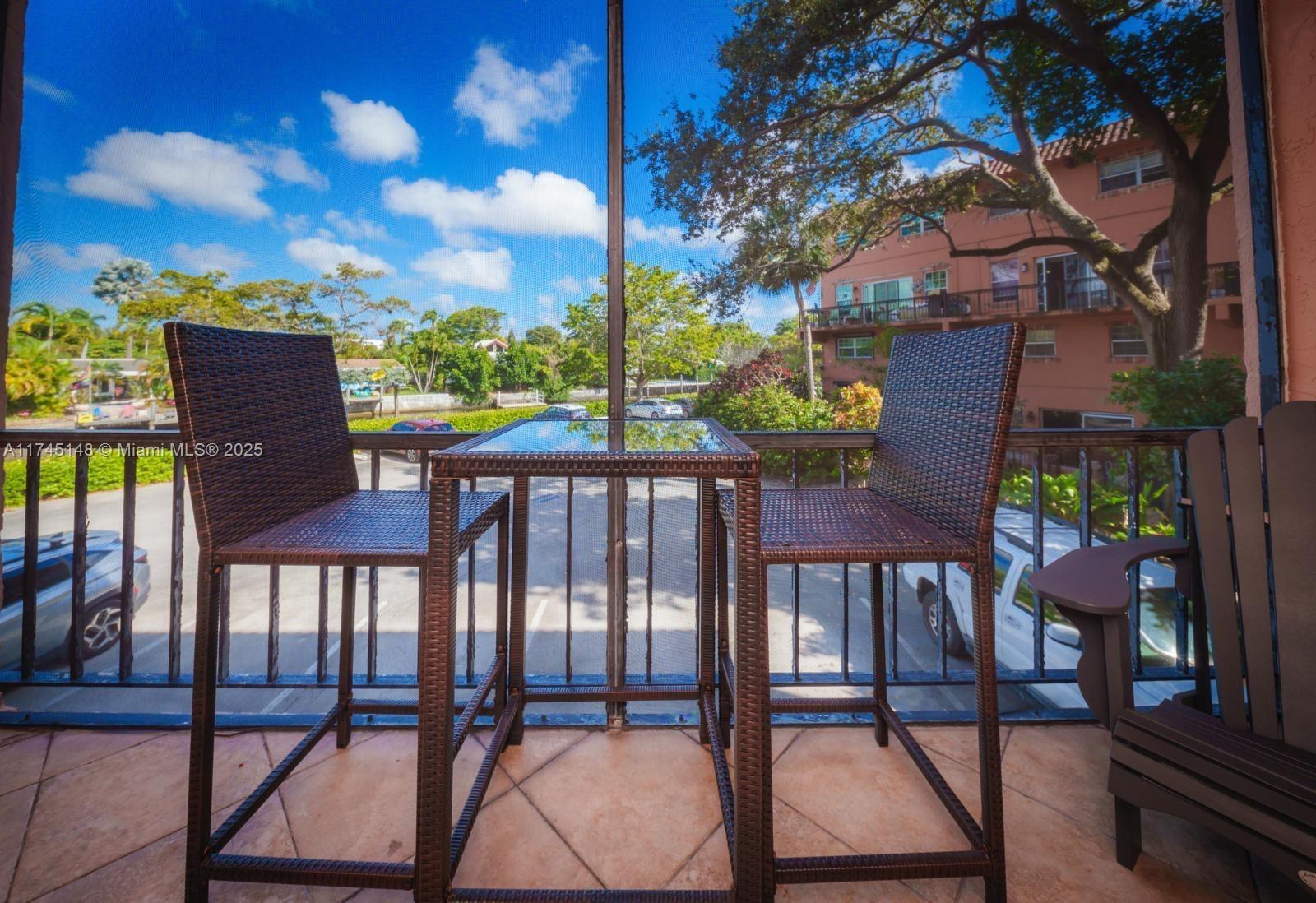 610 Tennis Club Dr 204