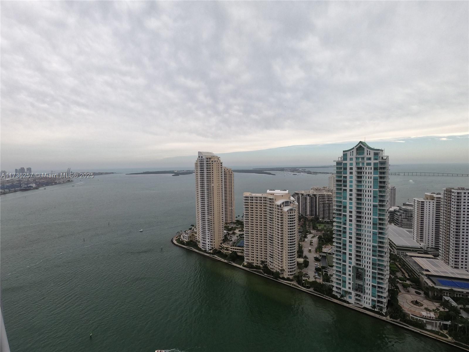 Property for Sale at 325 S Biscayne Blvd Uph19, Miami, Broward County, Florida - Bedrooms: 2 
Bathrooms: 2  - $840,000
